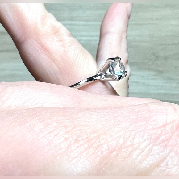 Vintage Designer Hallmarked UNCAS Sterling Silver Faux Diamond Ring, Size 7 - Picture 9 of 11